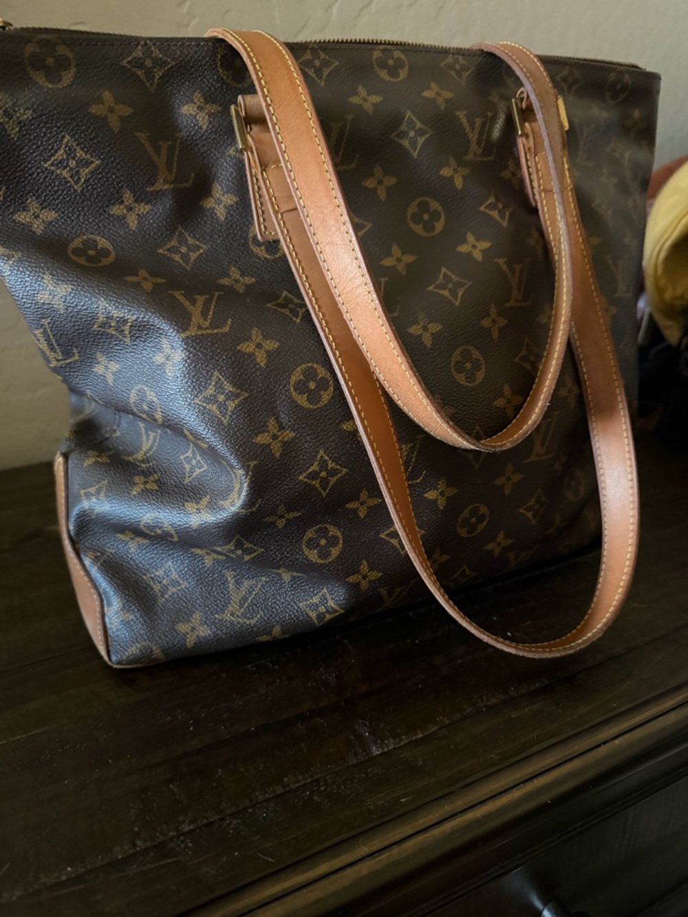 Louis Vuitton Cabas Mezzo